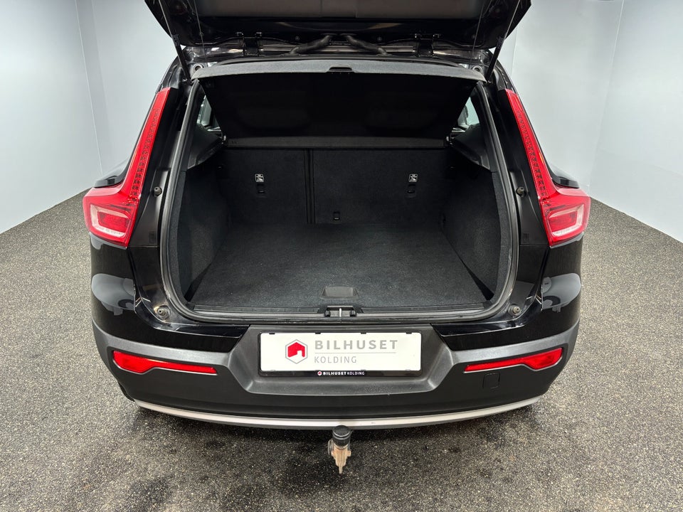 Volvo XC40 2,0 D3 150 Momentum aut. 5d