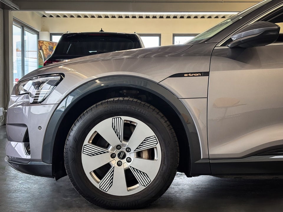 Audi e-tron 55 Prestige quattro 5d