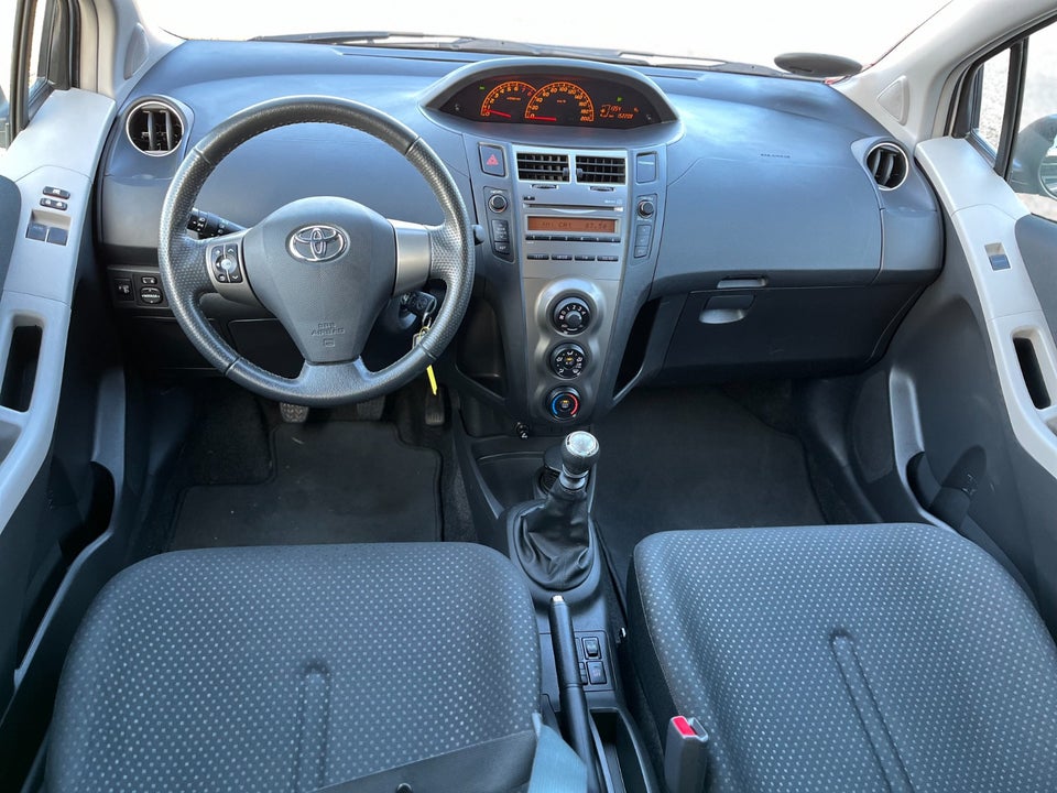 Toyota Yaris 1,3 T3 M/M 5d