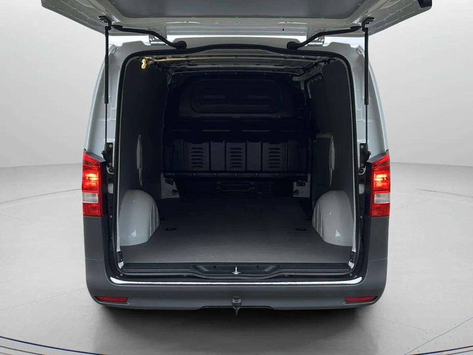 Mercedes Vito 114 2,0 CDi A2 Kassevogn PRO aut. RWD