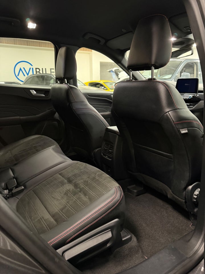 Ford Kuga 2,5 PHEV ST-Line X CVT 5d