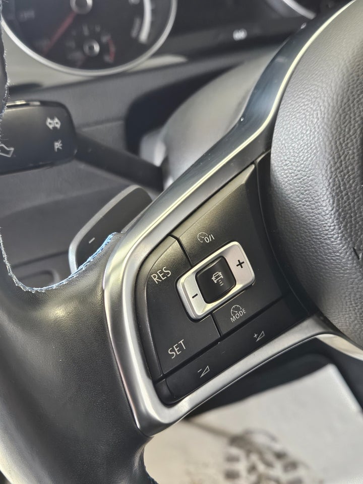 VW Golf VII 1,4 GTE DSG 5d