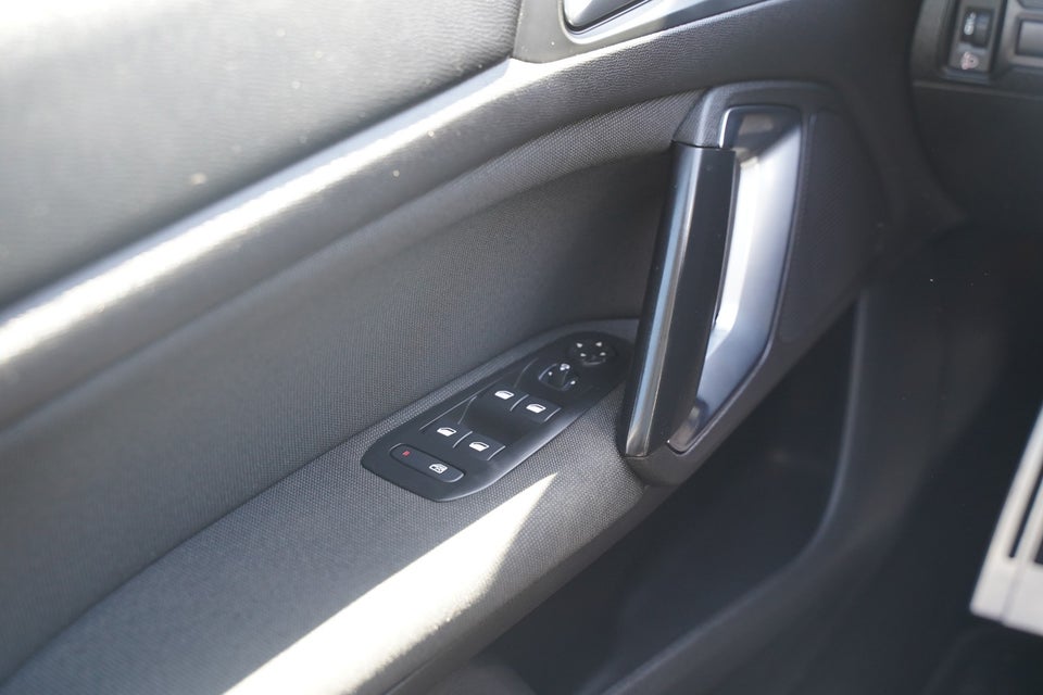 Peugeot 308 1,6 BlueHDi 120 Allure Sky SW 5d