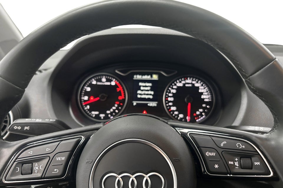 Audi Q2 35 TFSi Prestige S-tr. 5d