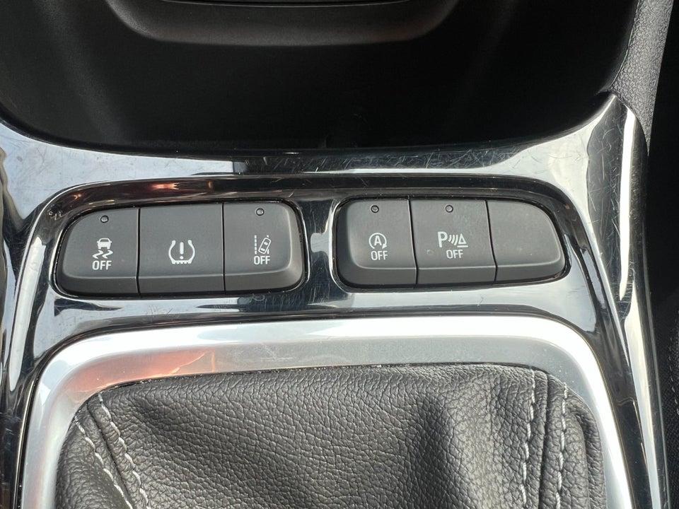 Opel Crossland 1,2 First Edition 5d