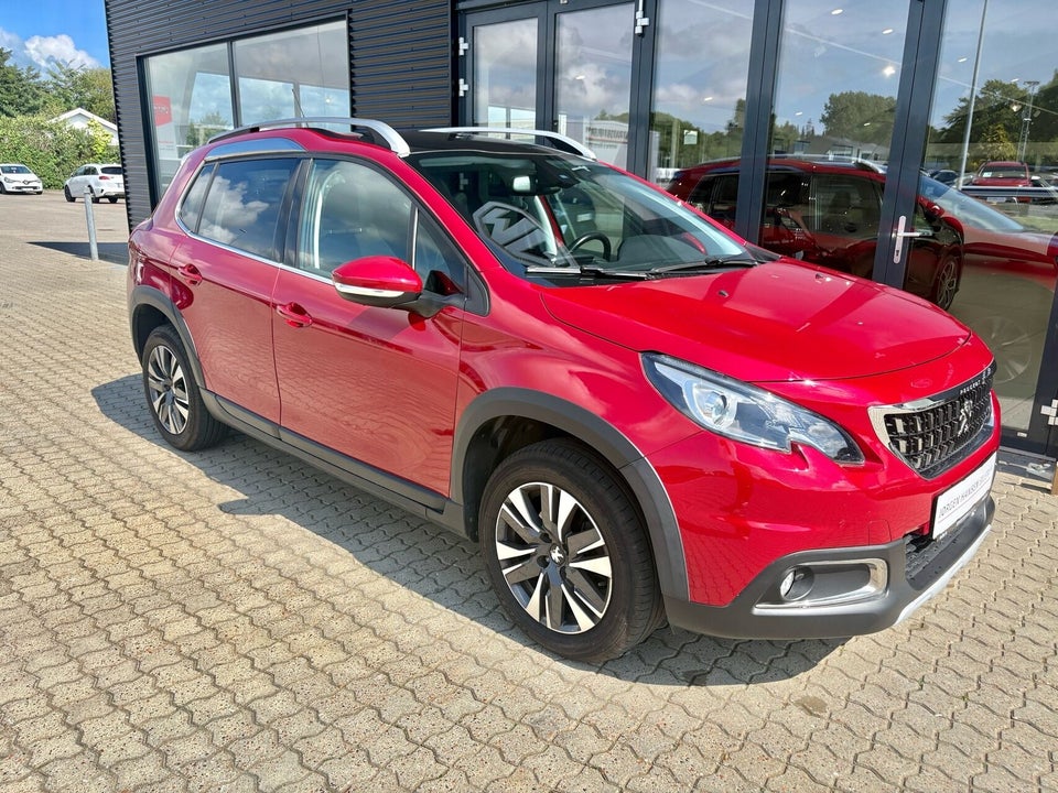 Peugeot 2008 1,2 PureTech 130 Prestige 5d