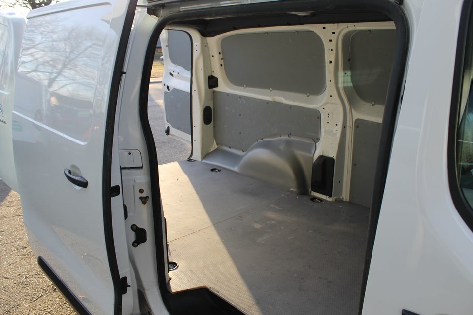 Citroën Jumpy 2,0 BlueHDi 120 L3 MasterLine