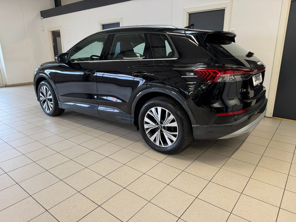 Audi Q4 e-tron 45 Progress 5d