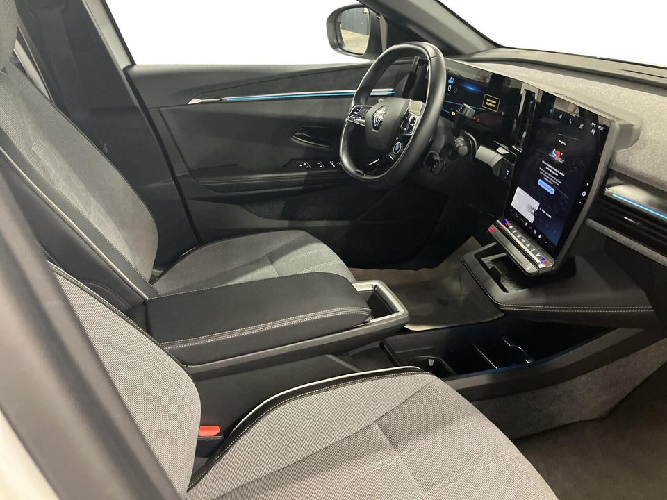 Renault Megane E-Tech 60 Techno 5d