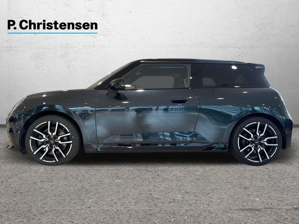 MINI Cooper E JCW Trim M 3d