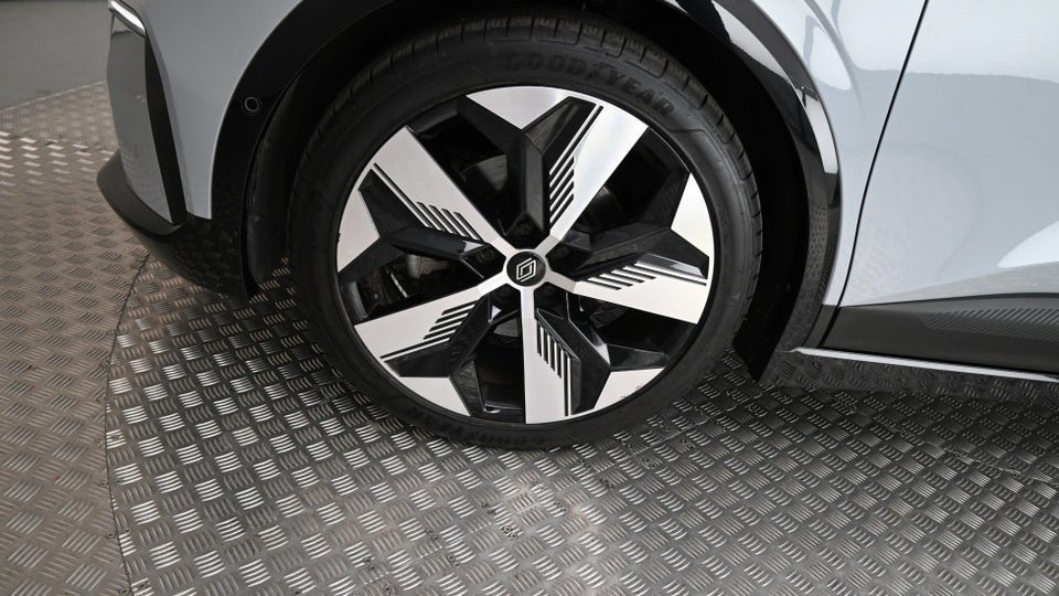 Renault Megane E-Tech 60 Techno 5d