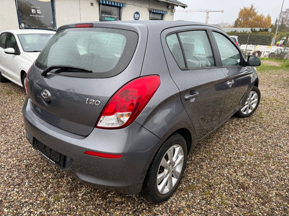 Hyundai i20 1,25 Classic XTR 5d