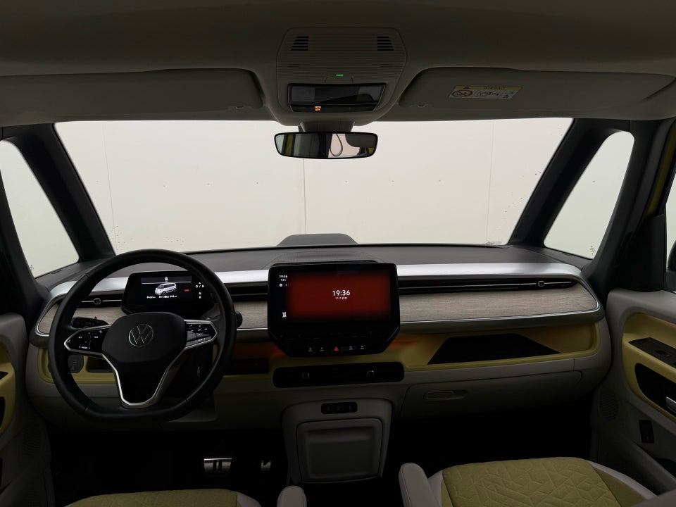 VW ID.Buzz 77 Pro SWB 5d