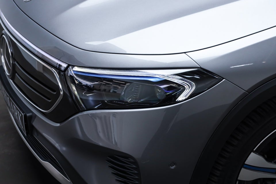 Mercedes EQB350 4Matic 7prs 5d