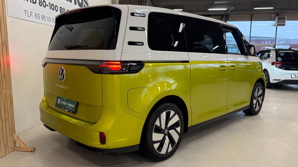 VW ID.Buzz 77 Pro SWB 5d