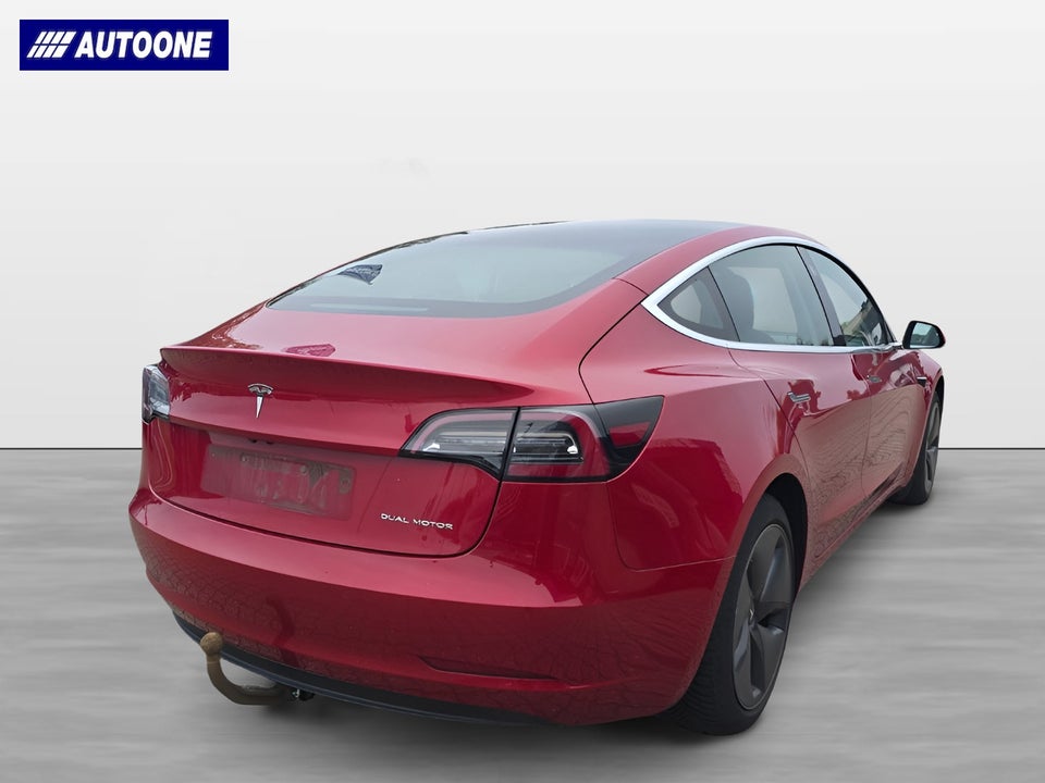 Tesla Model 3 Long Range AWD 4d