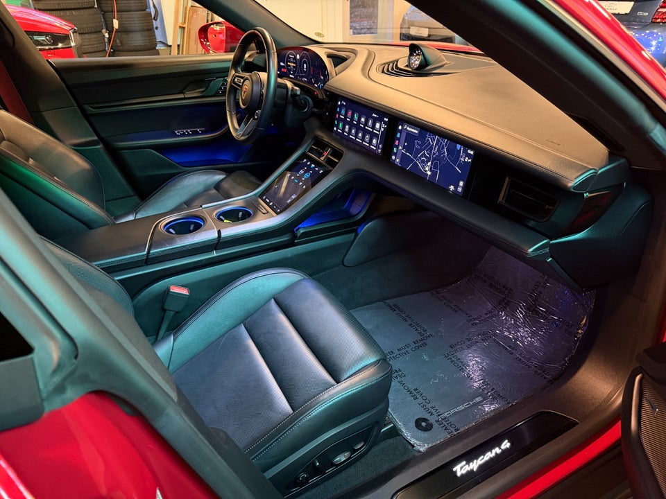 Porsche Taycan 4 Performance+ Cross Turismo 5d