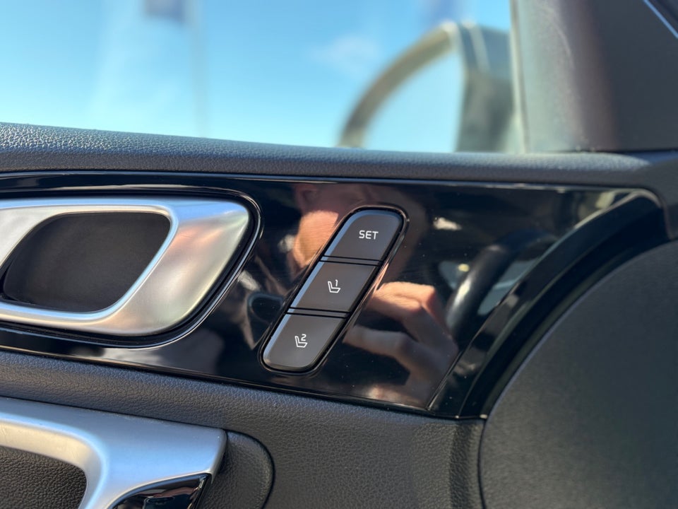 Kia Ceed 1,6 PHEV Upgrade SW DCT 5d