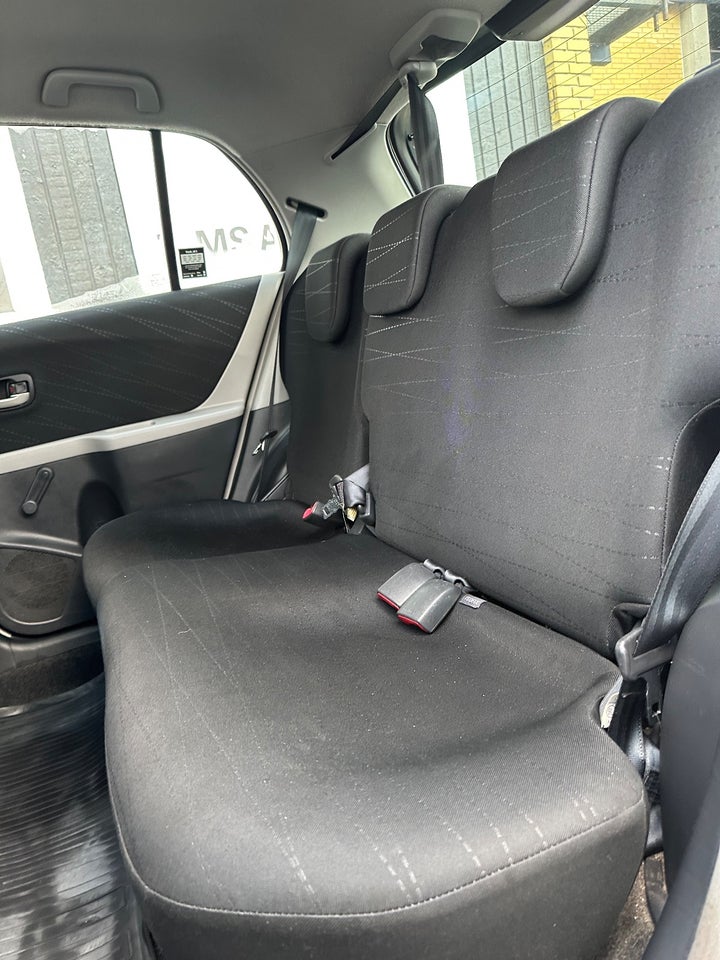 Toyota Yaris 1,3 Luna 5d