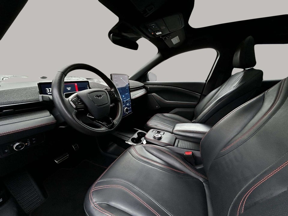 Ford Mustang Mach-E 98 Extended Range AWD 5d