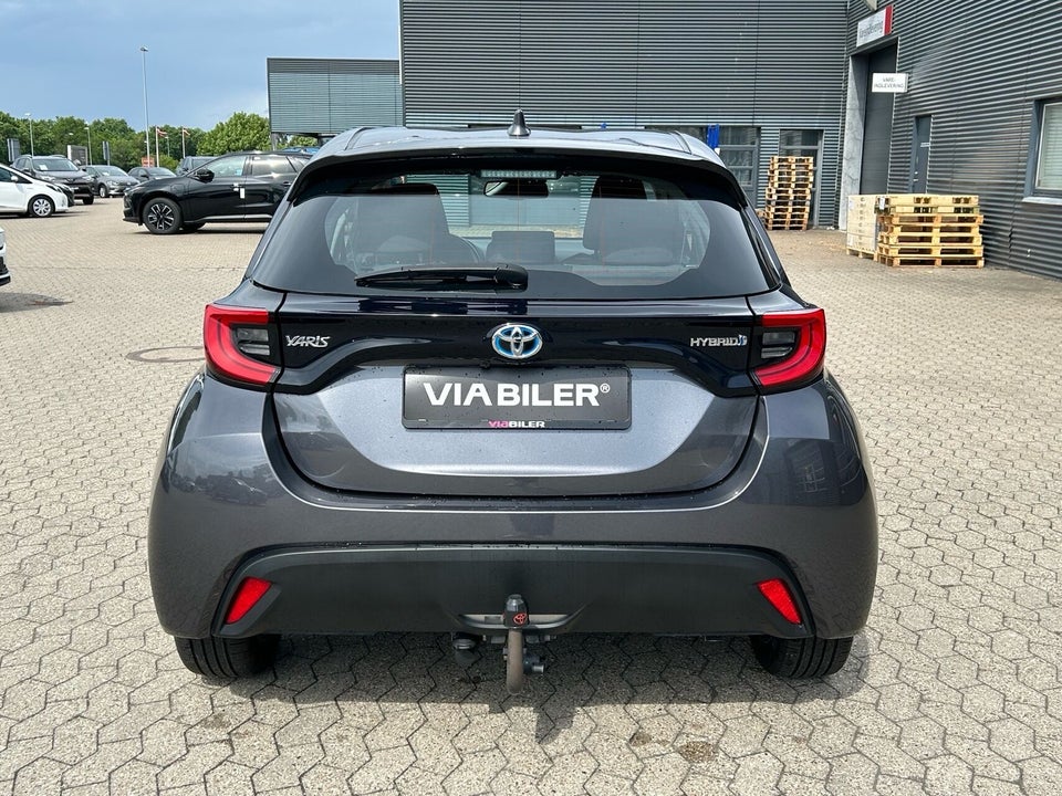 Toyota Yaris 1,5 Hybrid Active Tech e-CVT 5d