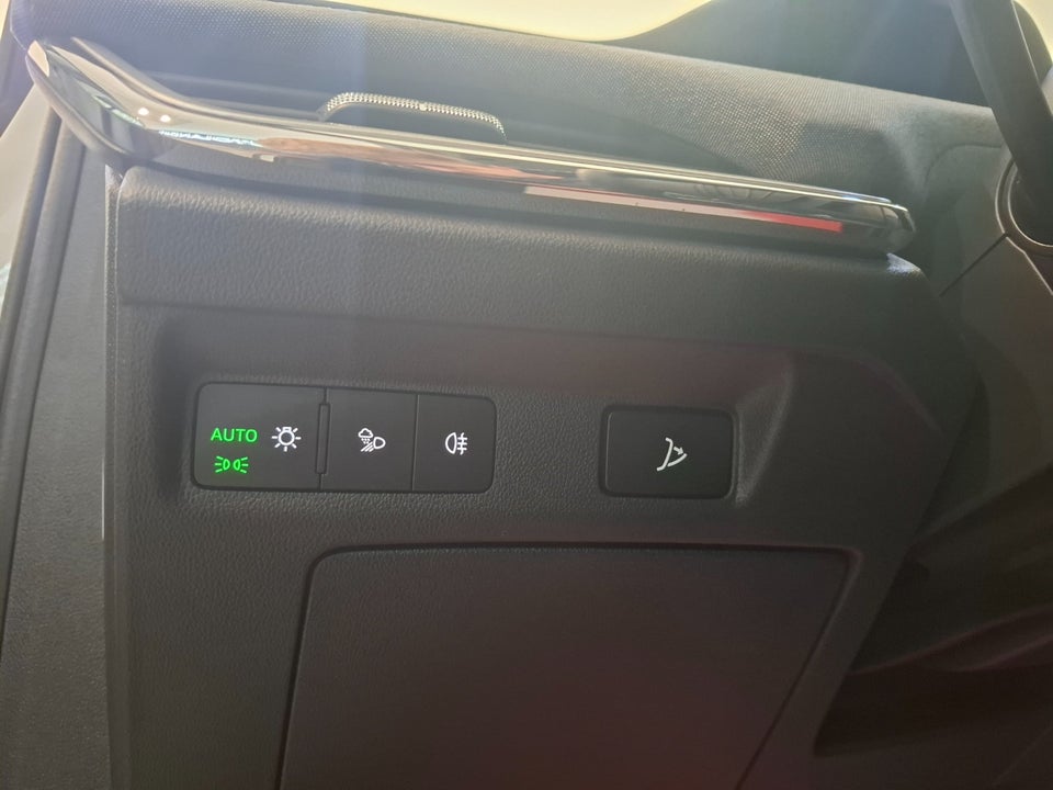 Skoda Enyaq 60 iV Loft 5d