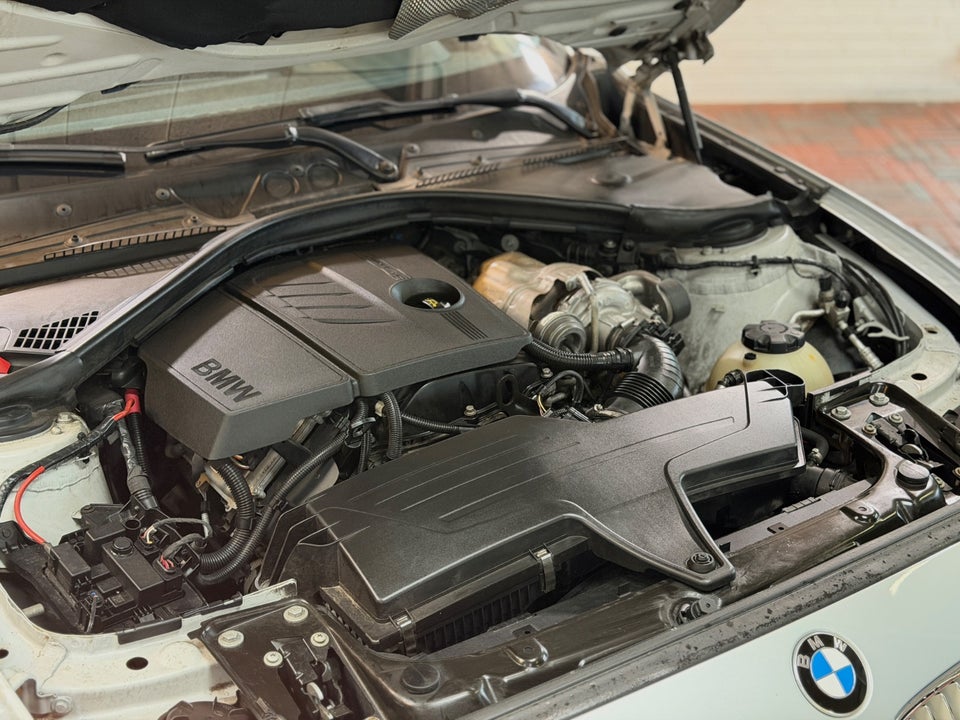BMW 116i 1,6 aut. 5d