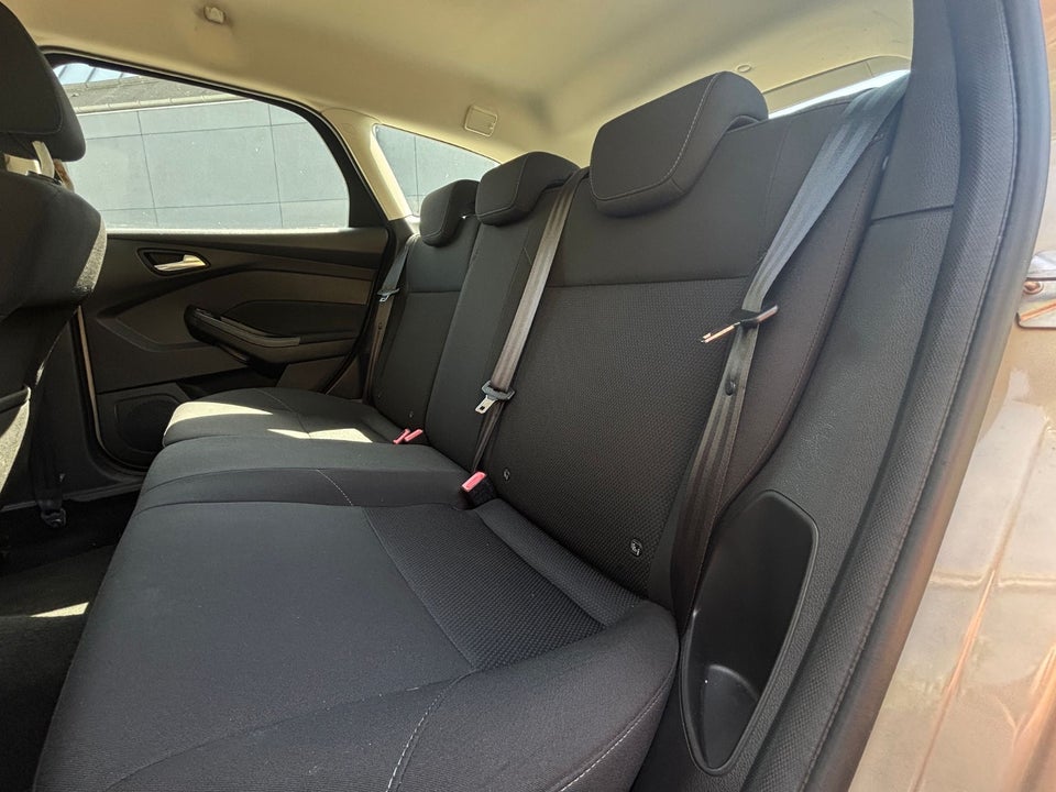 Ford Focus 1,0 SCTi 125 Titanium stc. 5d
