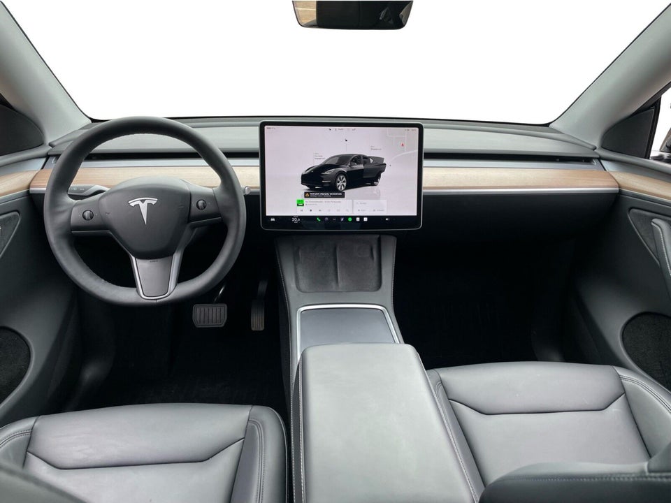 Tesla Model Y Long Range AWD 5d