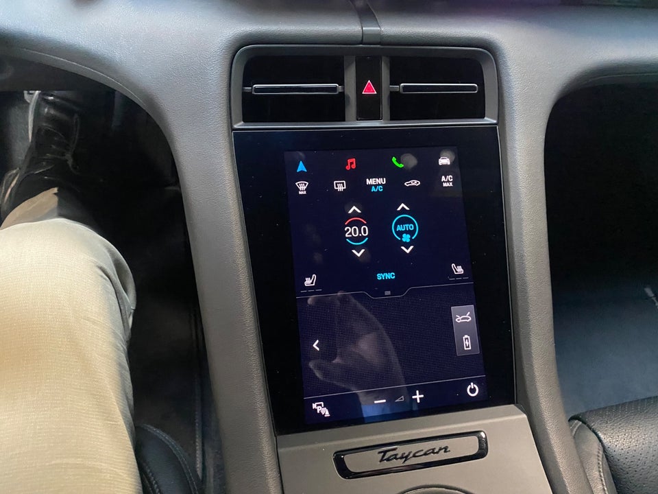 Porsche Taycan 4S Performance+ 4d