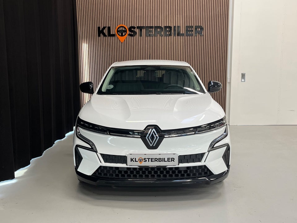 Renault Megane E-Tech 40 Equilibre 5d