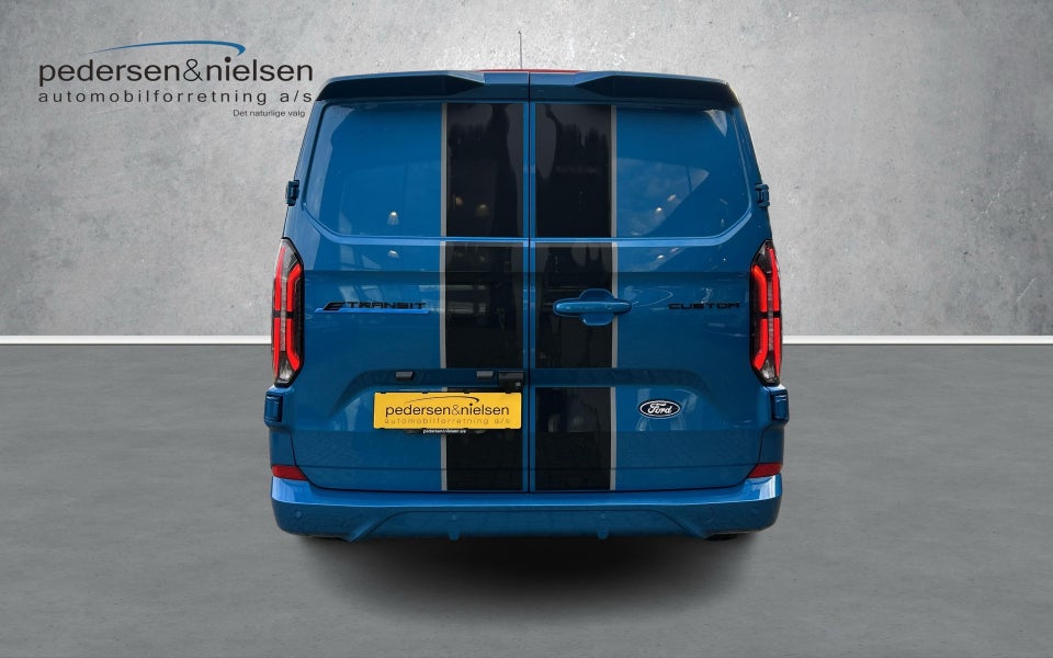 Ford E-Transit Custom 340L 64 Sport