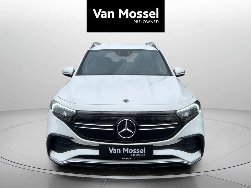 Mercedes EQB250 AMG Line 5d