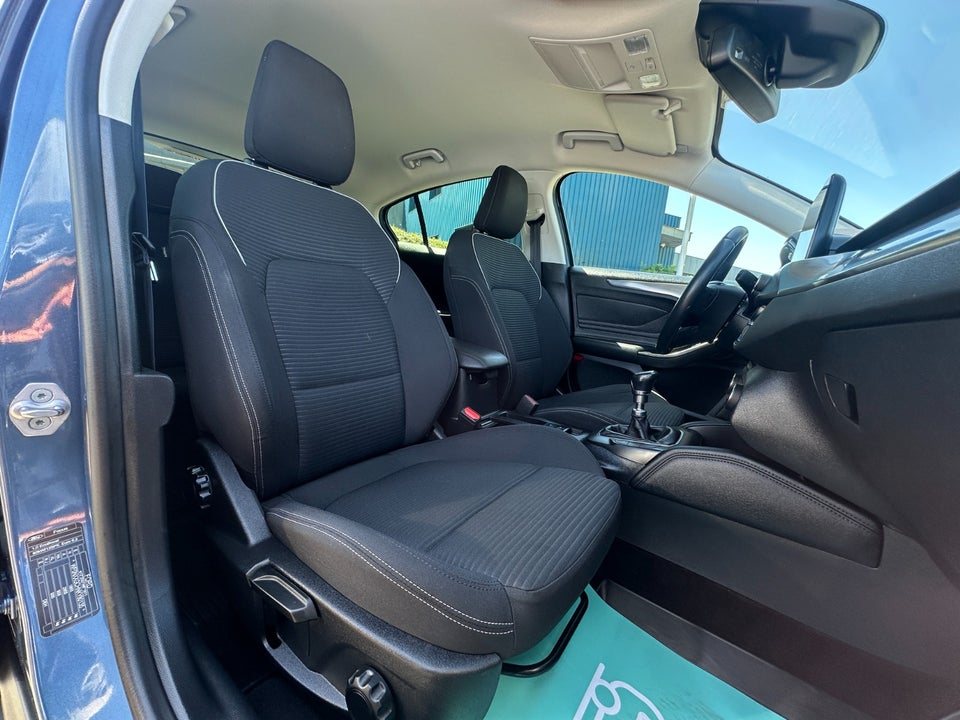 Ford Focus 1,0 EcoBoost Titanium 5d