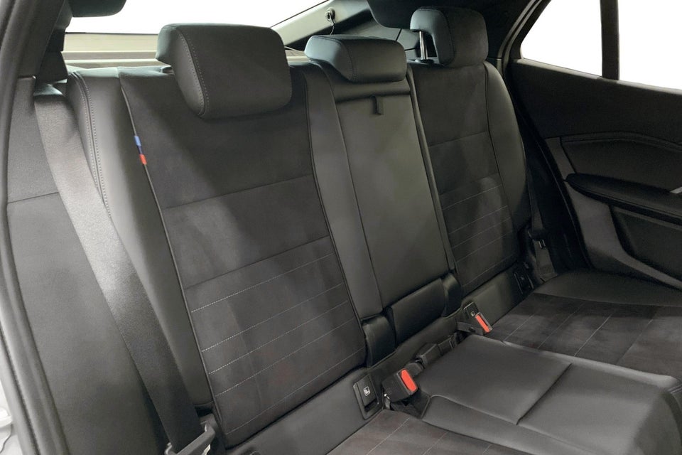 BMW iX2 eDrive20 M-Sport 5d