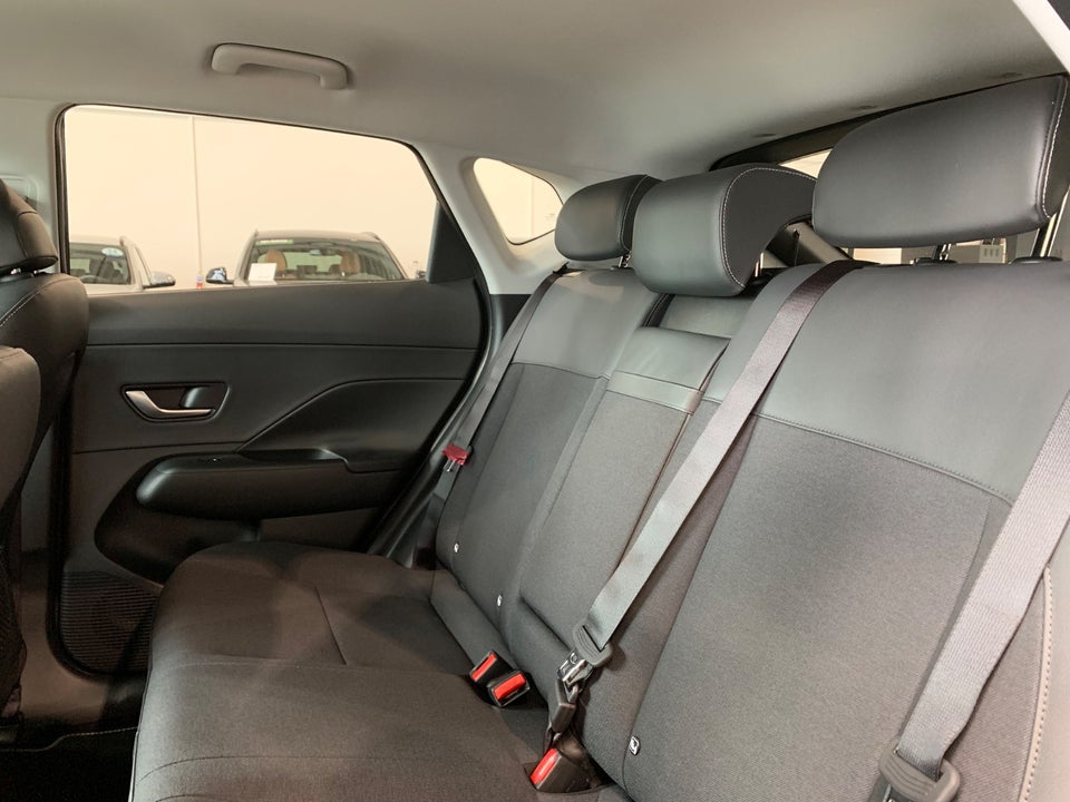 Hyundai Kona 65 EV Exclusive 5d