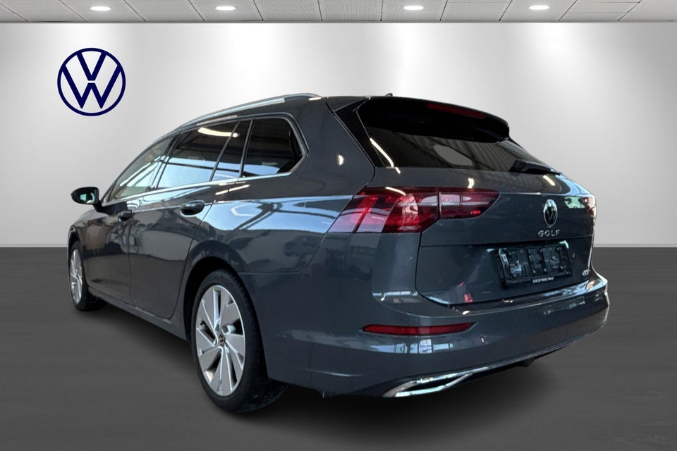 VW Golf VIII 1,5 eTSi 150 Style Variant DSG 5d