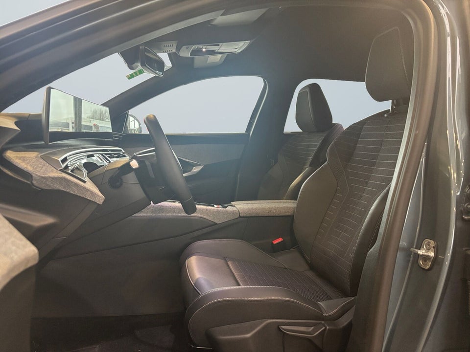 Peugeot e-5008 77 Allure 7prs 5d