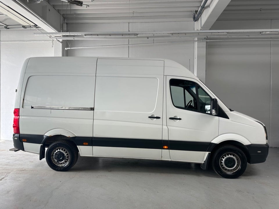 VW Crafter 2,0 TDi 163 Kassevogn M