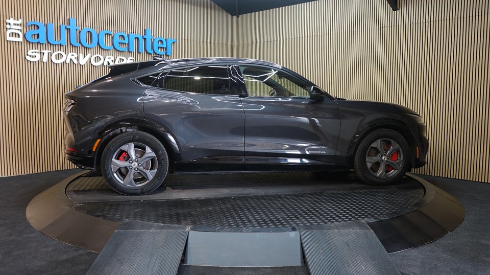 Ford Mustang Mach-E 70 Standard Range AWD 5d
