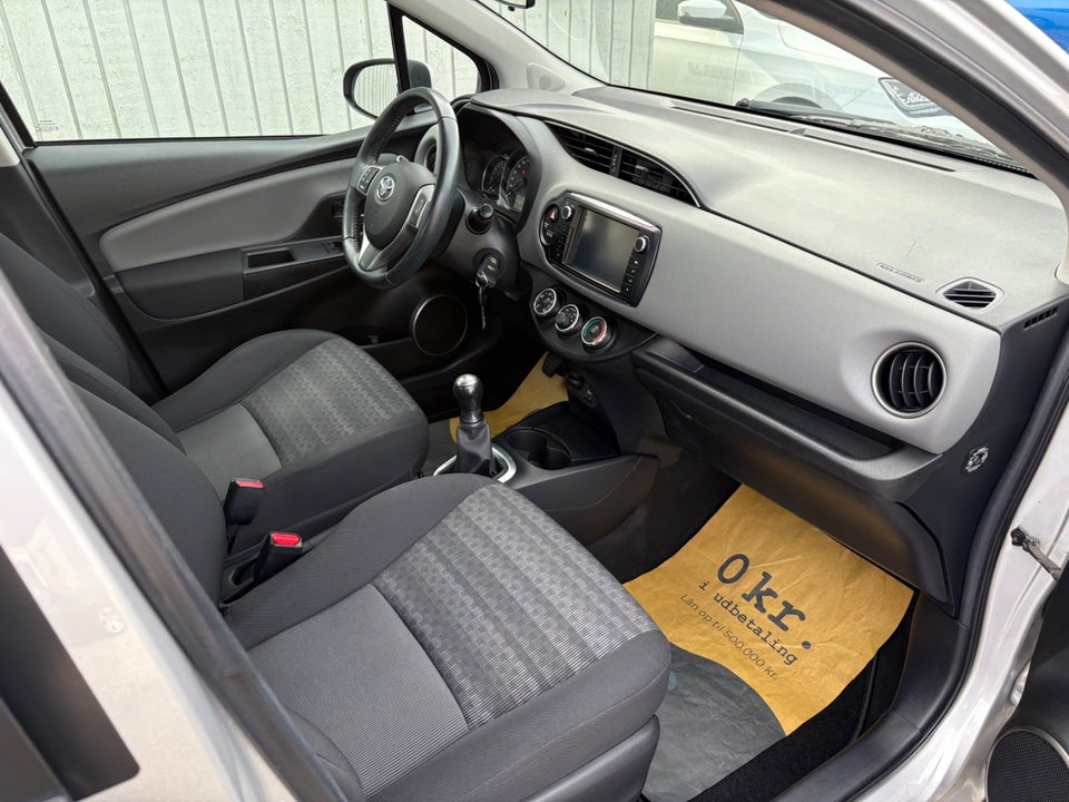 Toyota Yaris 1,0 VVT-i T2 Style 5d