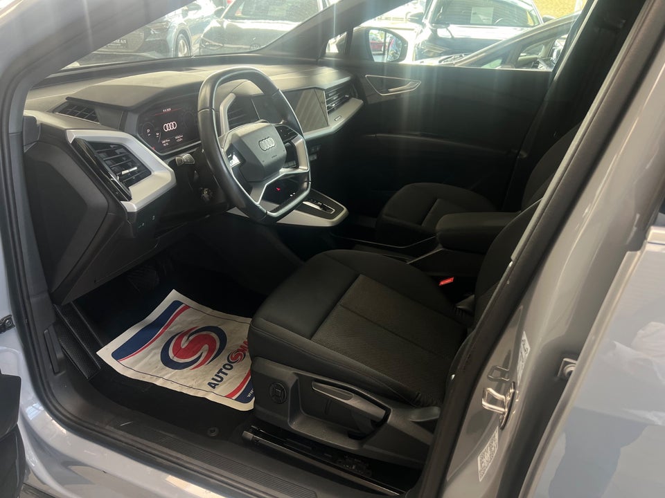 Audi Q4 e-tron 40 Advanced 5d