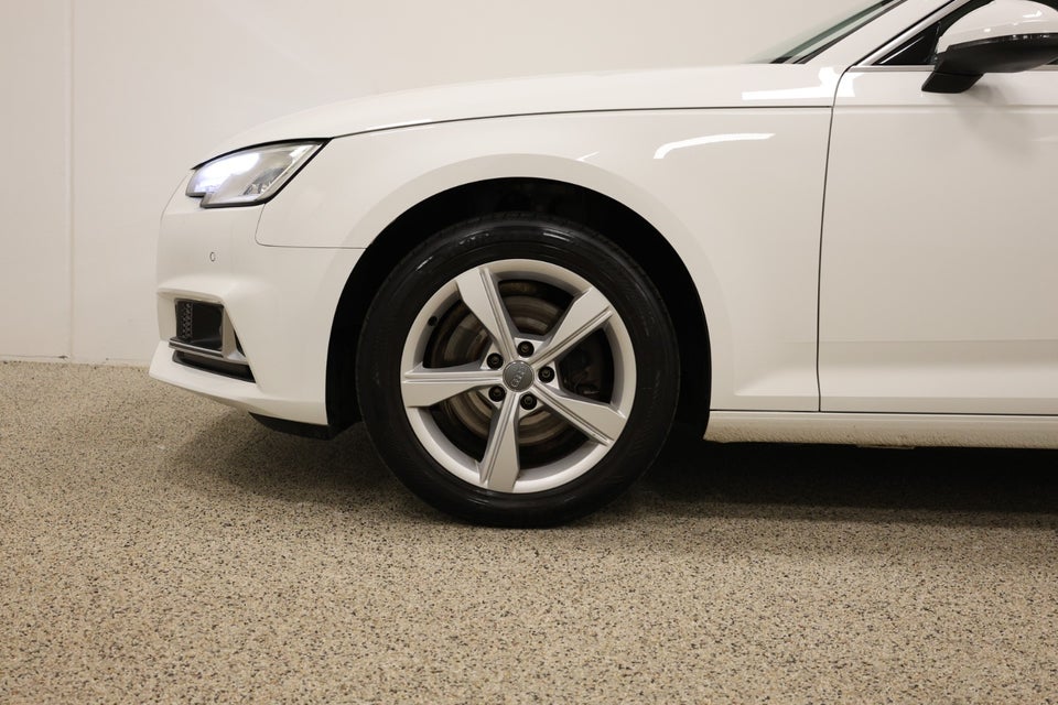 Audi A4 40 TFSi Sport Prestige Avant S-tr. 5d