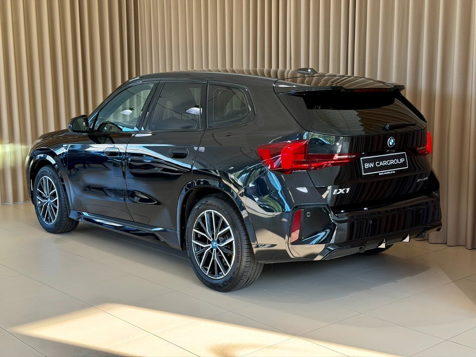 BMW iX1 xDrive30 M-Sport 5d
