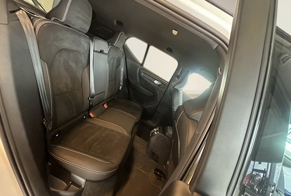 Volvo XC40 P6 ReCharge Plus 5d