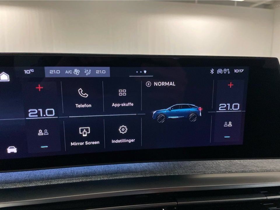 Peugeot e-3008 77 GT Pack 5d