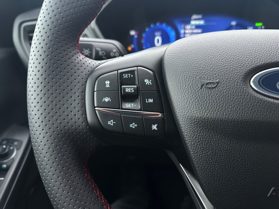 Ford Kuga 2,5 PHEV ST-Line X CVT 5d