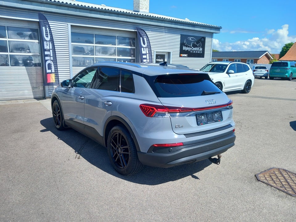 Audi Q4 e-tron 40  5d