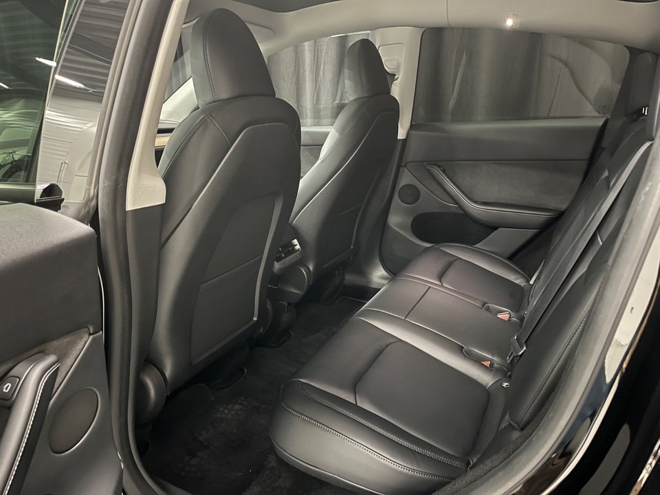 Tesla Model Y Long Range RWD 5d
