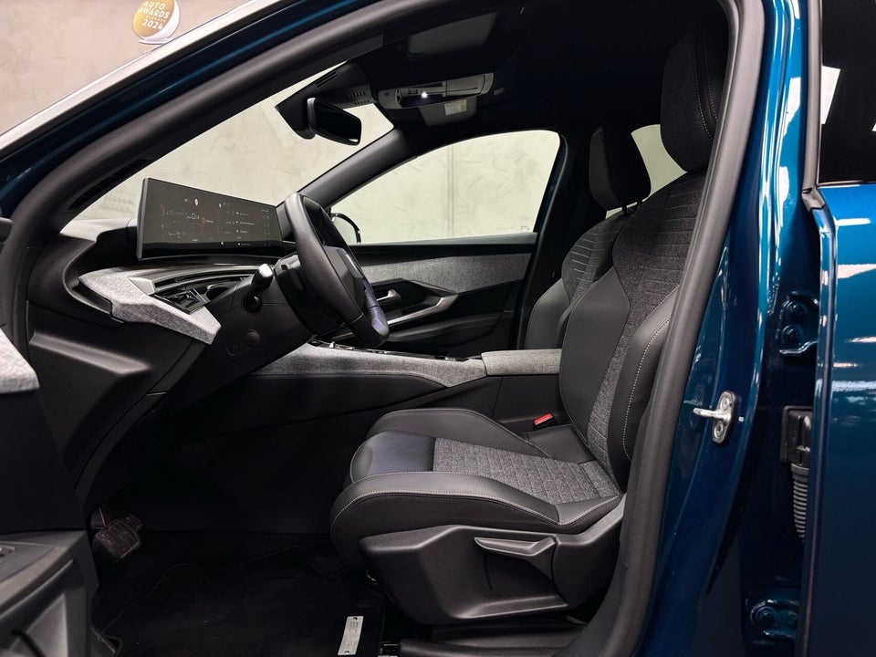 Peugeot e-3008 77 Allure 5d